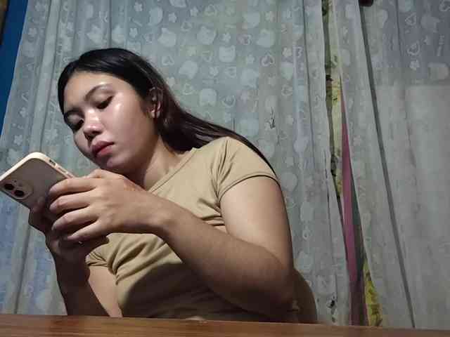 SophiaAllTheWay webcam