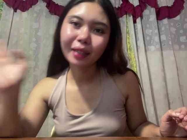 SophiaAllTheWay webcam