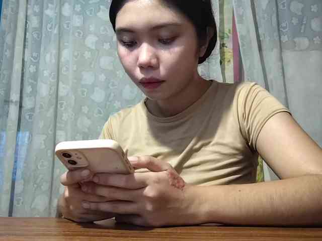 SophiaAllTheWay webcam