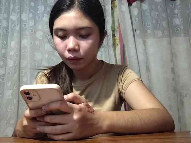 SophiaAllTheWay webcam