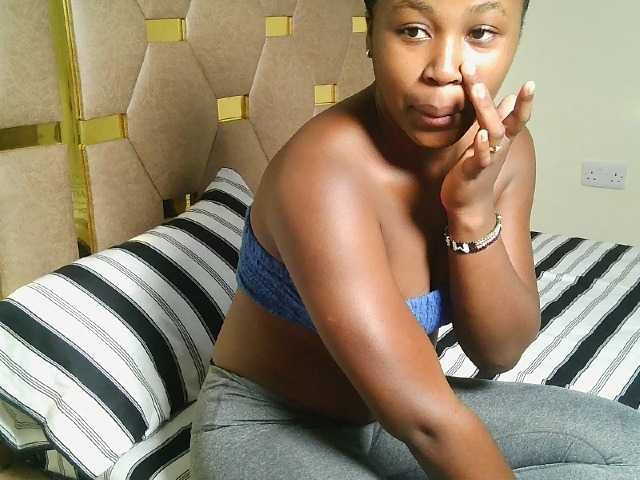 NastyQueenDiva live cam on BongaCams