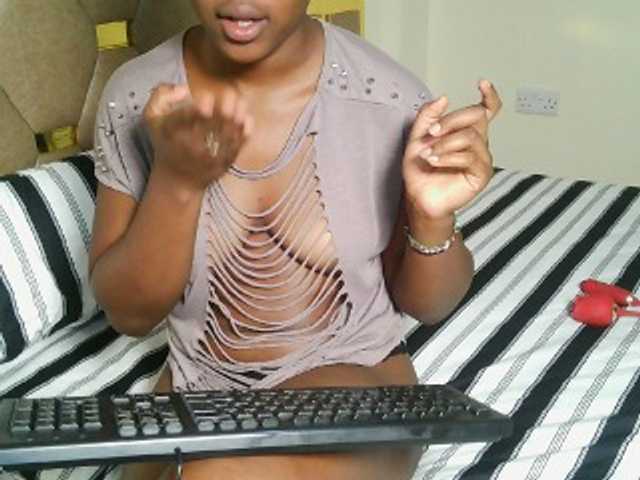 NastyQueenDiva live cam on BongaCams