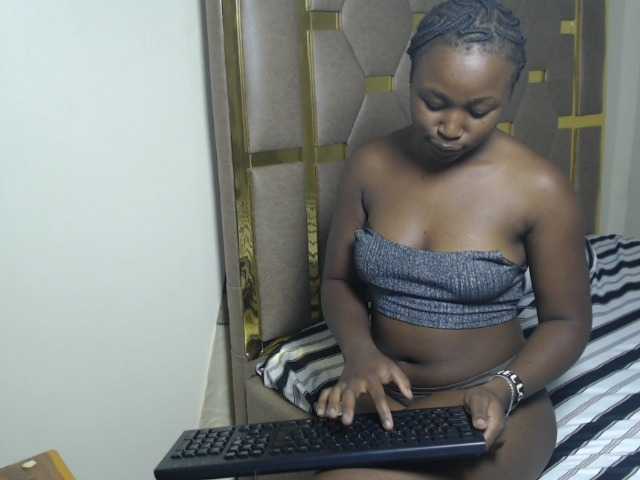 NastyQueenDiva live cam on BongaCams