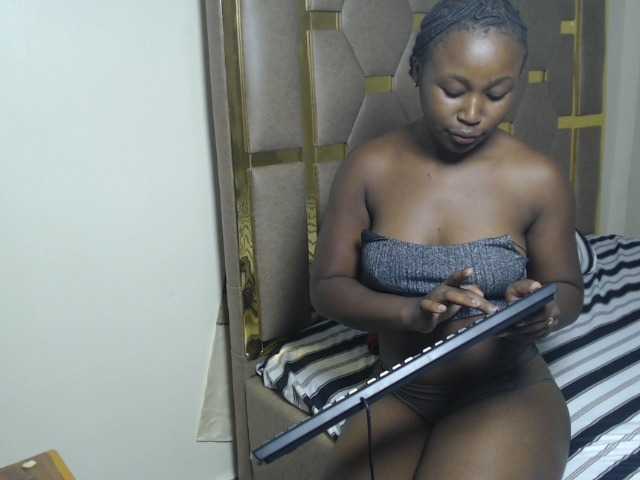 NastyQueenDiva live cam on BongaCams