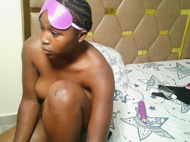 NastyQueenDiva live cam on BongaCams