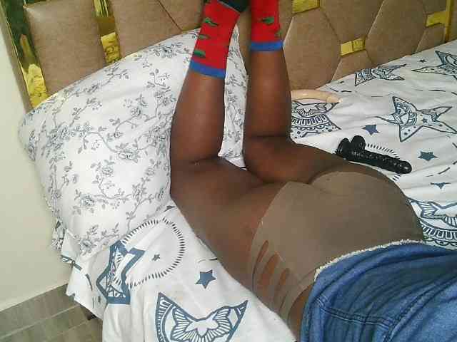 Ebonny_QueenMel webcam