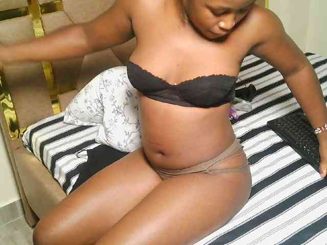 Ebonny_QueenMel
