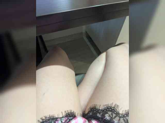 Isabel-1-1 Live Webcam on BongaCams