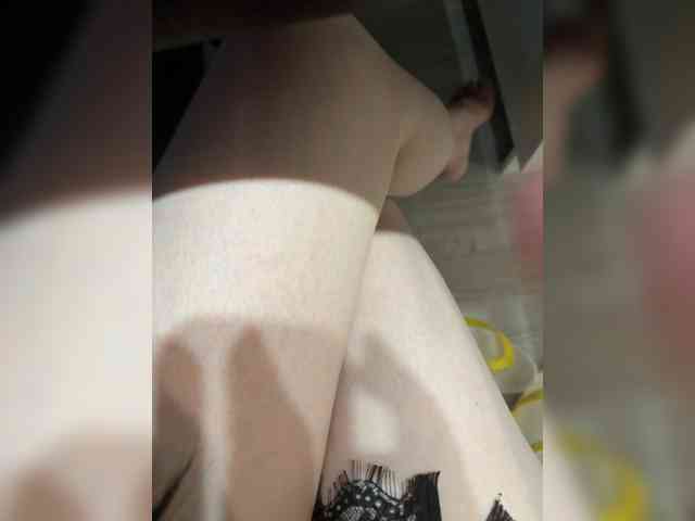Isabel-1-1 webcam