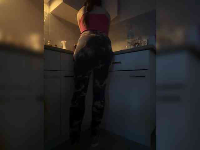 Isabel-1-1 webcam
