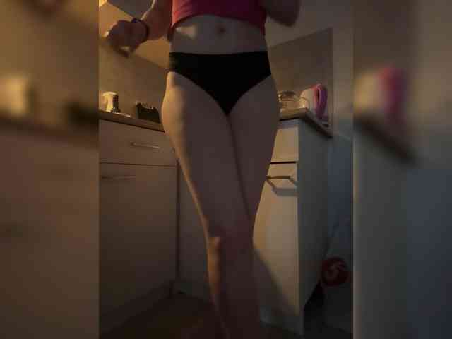 Isabel-1-1 webcam