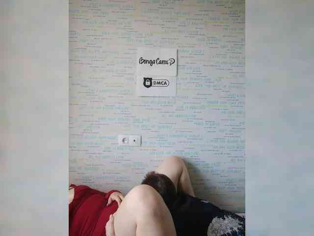 MikaAlex webcam