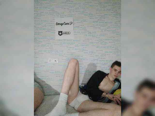 MikaAlex webcam