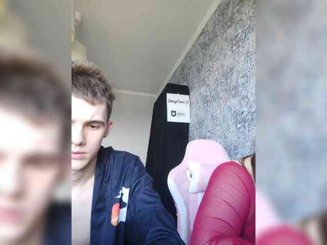 MikaAlex webcam