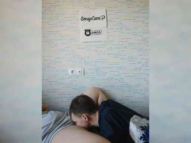 MikaAlex webcam