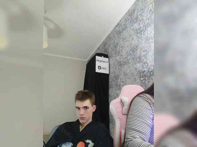 MikaAlex webcam
