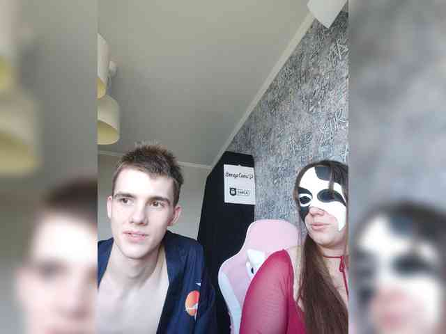 MikaAlex webcam