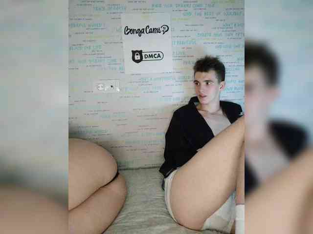 MikaAlex webcam