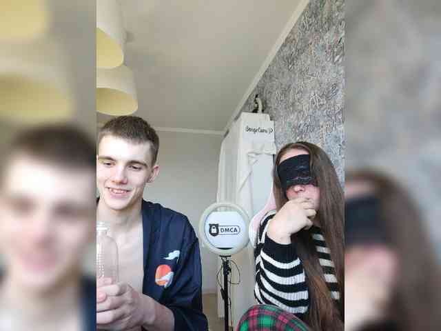 MikaAlex webcam