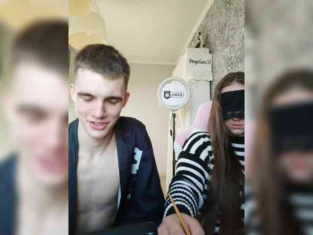 MikaAlex webcam