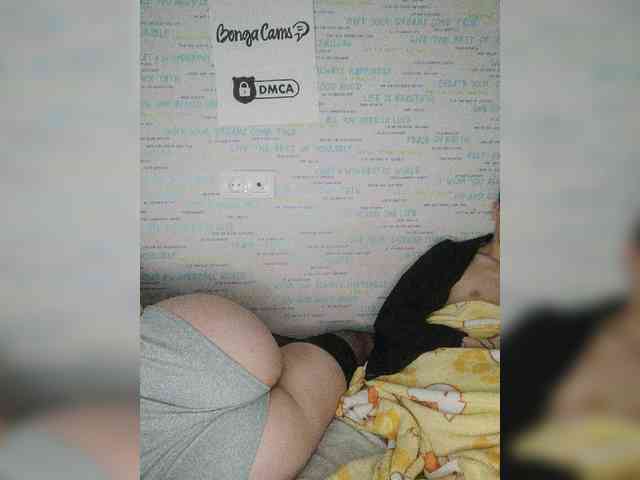 MikaAlex webcam
