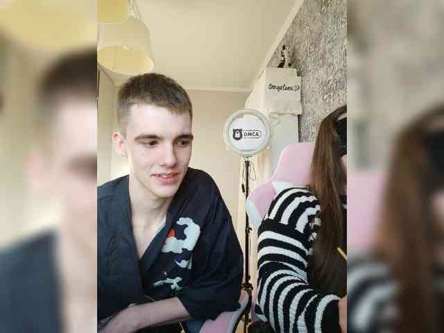 MikaAlex webcam