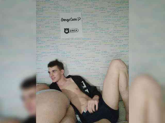 MikaAlex webcam