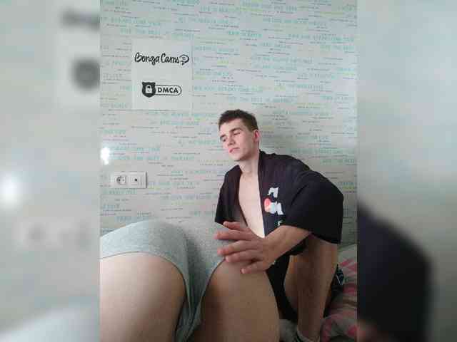 MikaAlex webcam