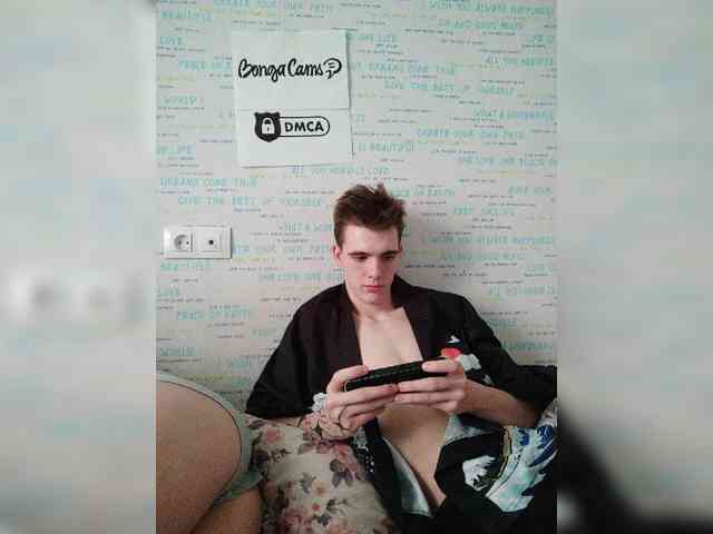 MikaAlex webcam