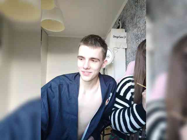 MikaAlex webcam