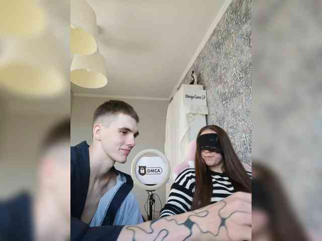 mikaalex's live room