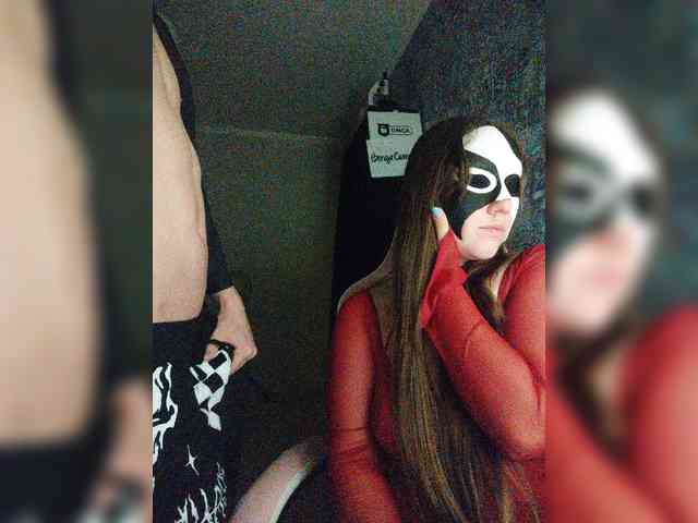 MikaAlex webcam