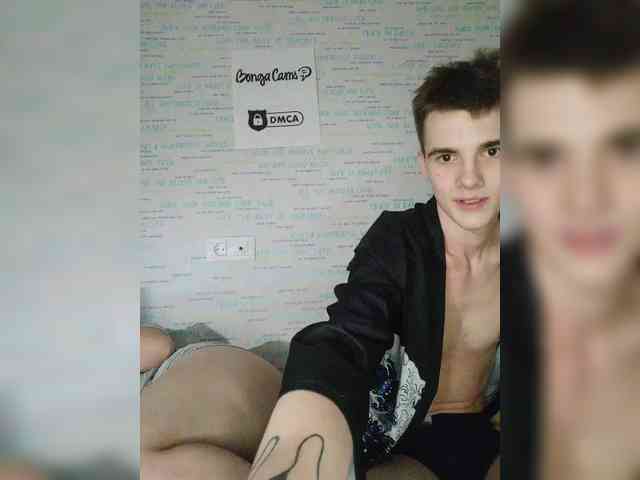 MikaAlex webcam
