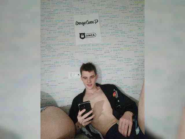 MikaAlex webcam