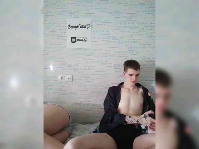 MikaAlex webcam
