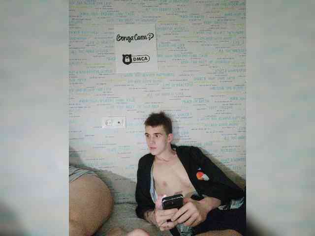 MikaAlex webcam