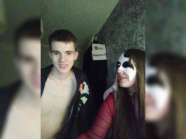 MikaAlex webcam