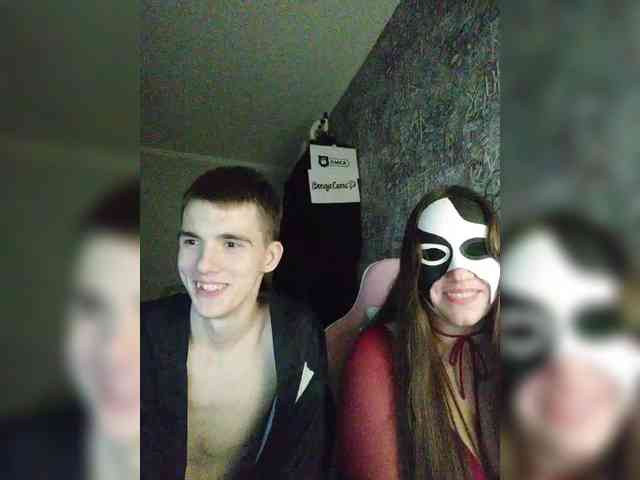 MikaAlex webcam