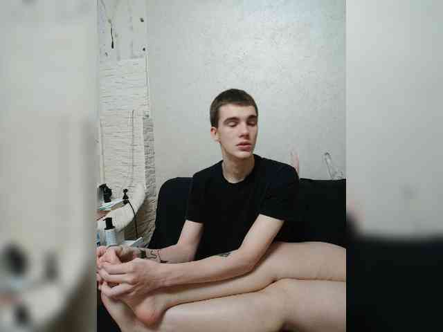 MikaAlex webcam