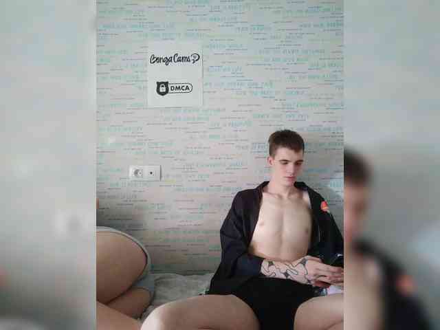 MikaAlex webcam