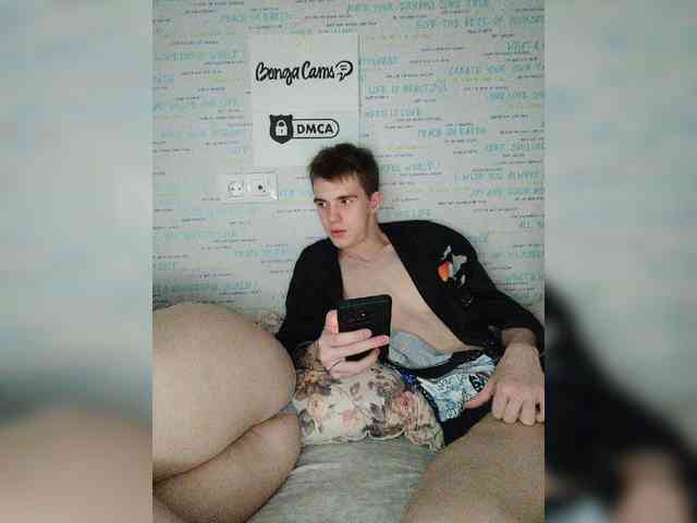 MikaAlex webcam