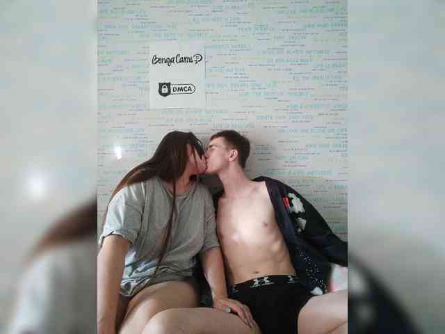 MikaAlex webcam