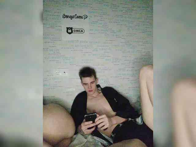 MikaAlex webcam