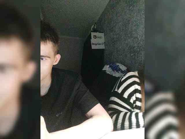 MikaAlex webcam