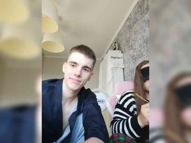 MikaAlex webcam