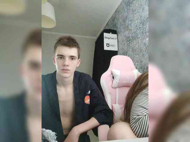 MikaAlex webcam