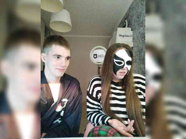MikaAlex webcam