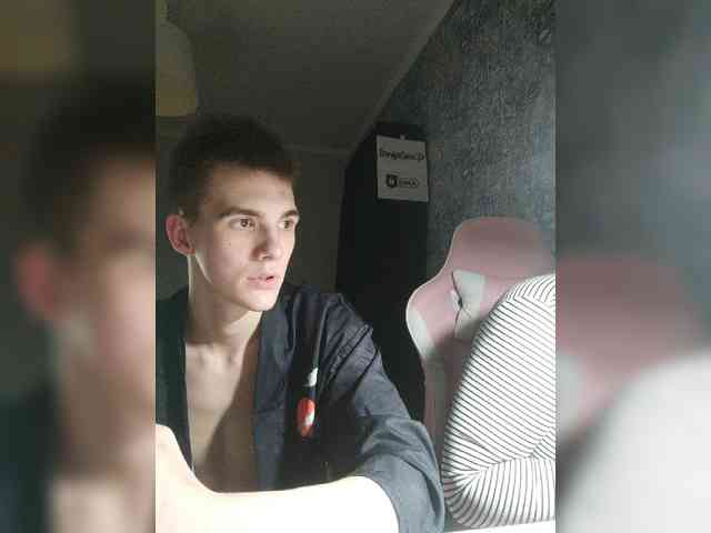 MikaAlex webcam