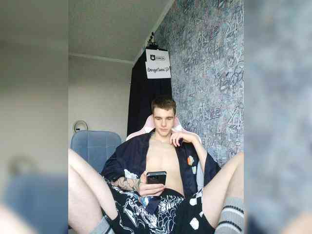 MikaAlex webcam