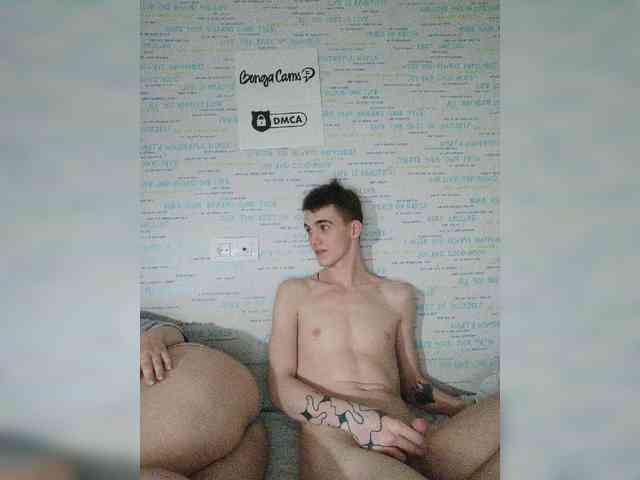 MikaAlex webcam